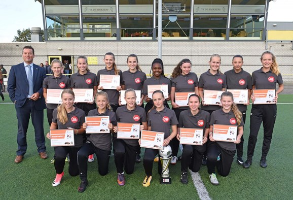 Meisjesteam De Blokkers kampioen van Nederland